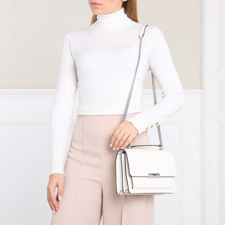 modelName: Vivien; modelHeight: 170; modelClothesSize: 36 EU Michael-Kors-Jade-Large-Shoulder-Bag-Optic-White
