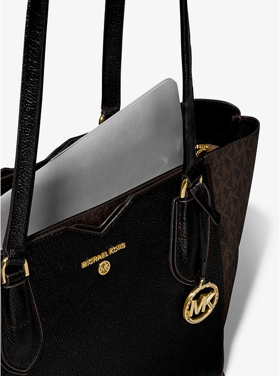 Shopper Mae Medium aus gekrispeltem Leder und Logostoff-101-5 Michael-Kors-Shopper-Mae-Medium-aus-gekrispeltem-Leder-und-Logostoff