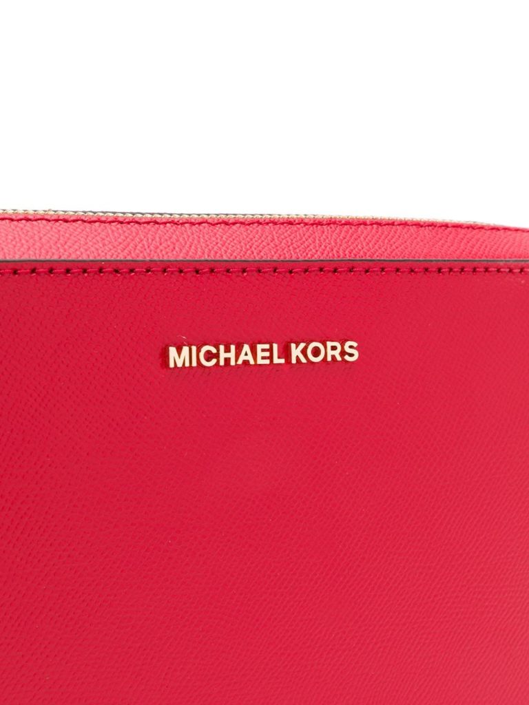 Jet Set Crossbody – Bright Red – Detail 2